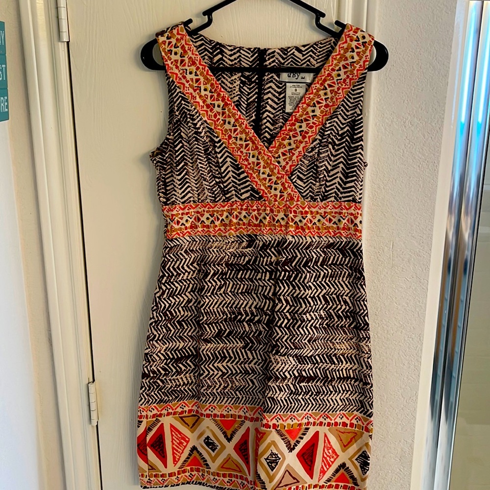 Sleeveless V-Neck Patterned Dress in Black and Red - Unknown Brand